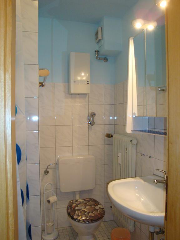 Ferien-& Monteurwohnung Koenen2 Nah Am Westfield Centro Oberhausen  Ngoại thất bức ảnh